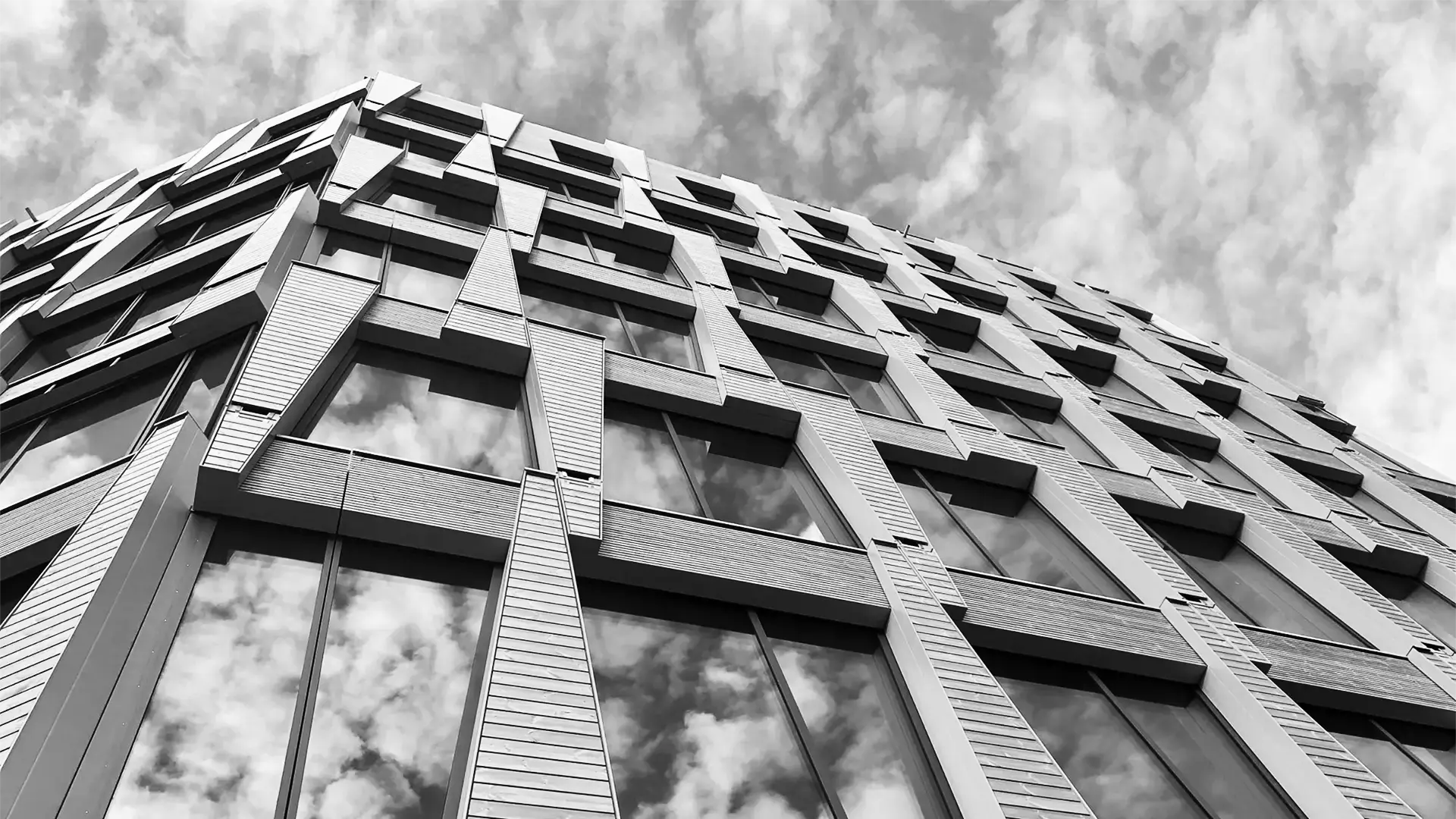 Langebæk-Career-Osle-Building-Office-Close-Up-1920x1080