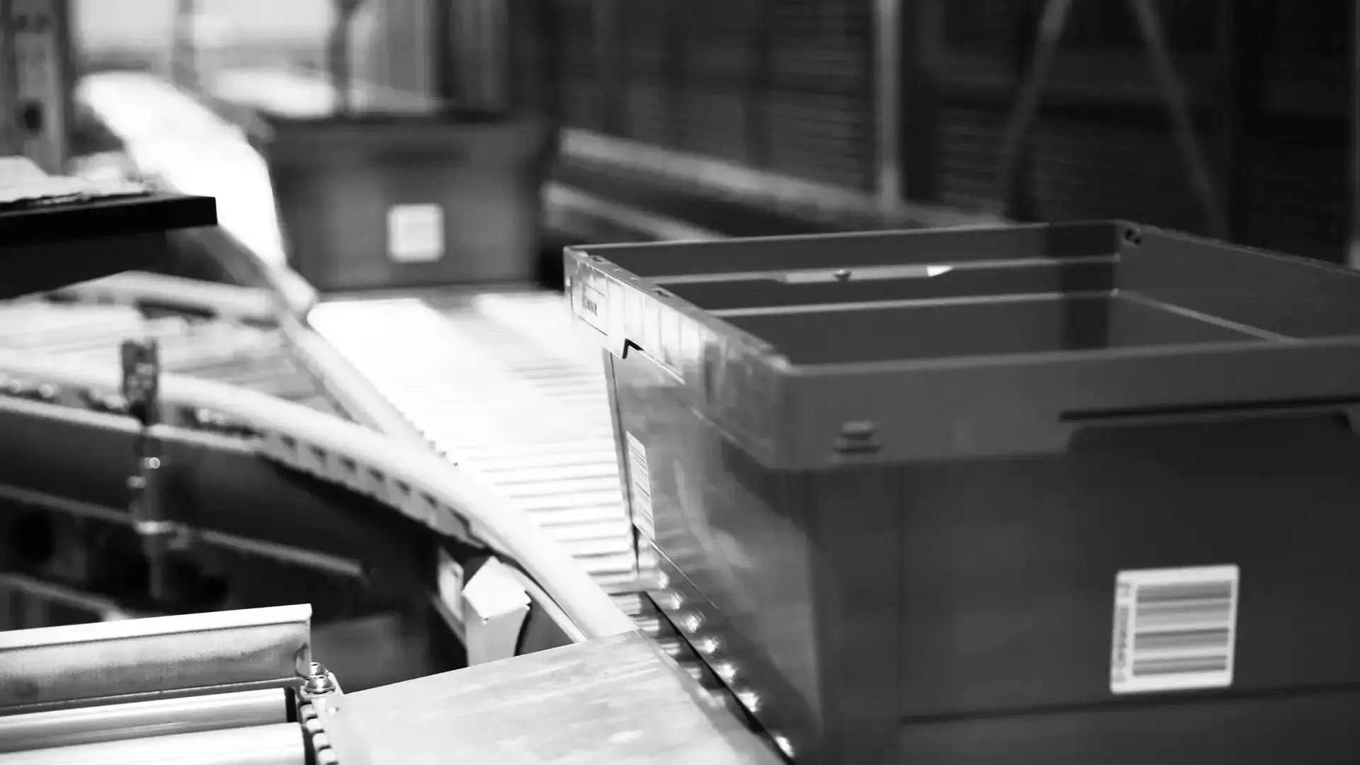Langebæk-Cases-Lyko-Production-Line-1920x1080
