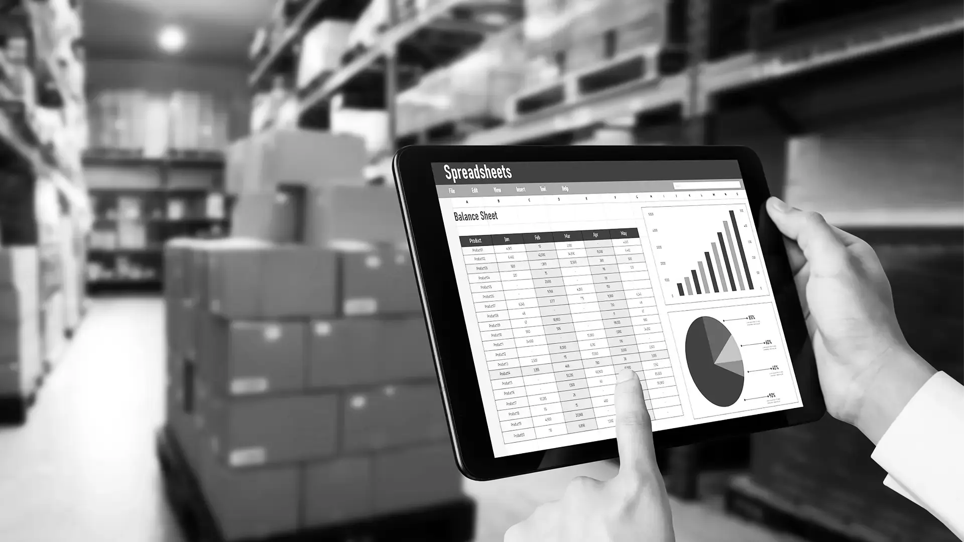 Langebæk-Services-Project-Management-Analysis-Greyscale-1920x1080